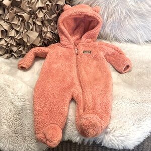 Eddie Bauer Coral Infant Baby Fleece Plush Teddy Bear Hoody Onesie Snuggy 0-3 mo